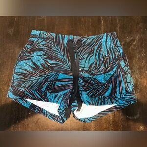 Lululemon spring break away II shorts